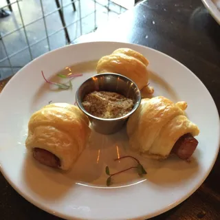Pigs in Puff Pastry