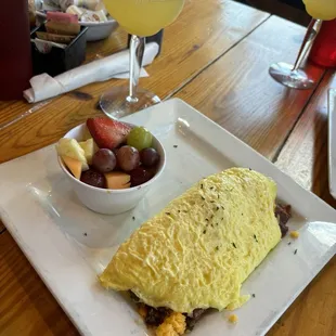 Byo omelet and pineapple mimosa