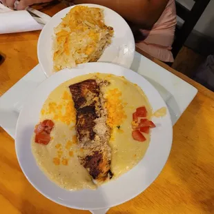 My friend got salmon and grits (said the fish needed more salt) but overall good