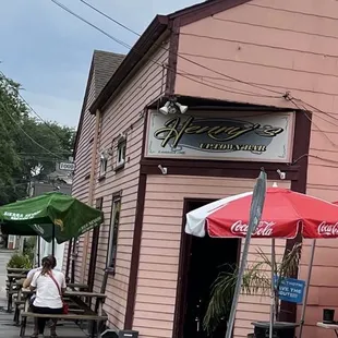 Corner bar