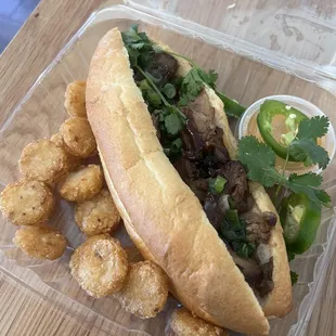 Banh mi - pork belly