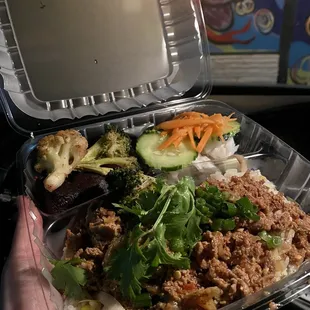 Lemongrass Beef Rice Box