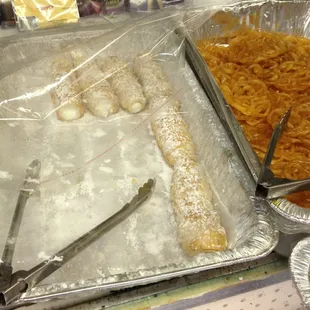 Had to buy most of the Cannolis just out of this world !