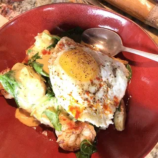 Shrimp and Grits Sardou