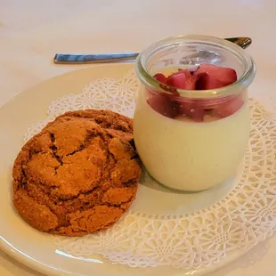 Vanilla pot de creme with poached pear and cookies