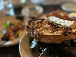 Nightingale Food & Cocktails