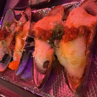 1. Baked Green Mussel