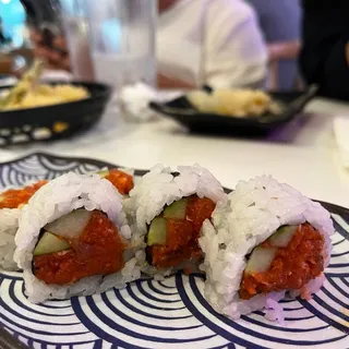 10. Spicy Tuna Roll