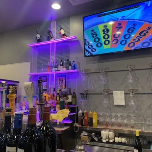 FULL BAR AREA