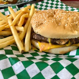 Cheeseburger and fries.