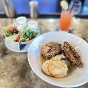 Chicken and biscuit w/salad