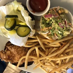 Crispy chicken sandwich