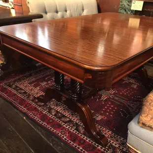 Mahogany dining table with leaves