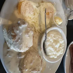 BISCUITS &amp; GRAVY