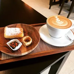 Lemon bar, flat white