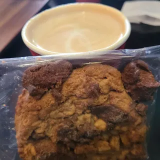 Chocolate Chip Cookie