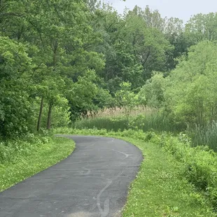 Well maintained paved, perfect for power wheelchairs!