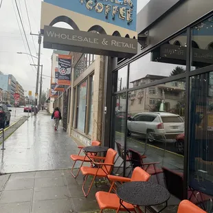 Herkimer Coffee outside eating area