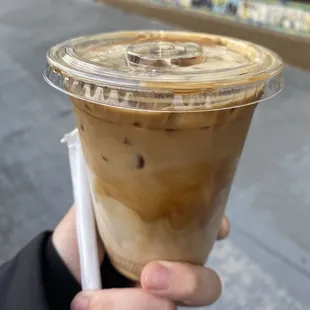 iced vanilla latte