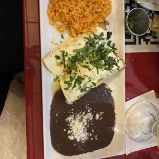 a plate of mexican food