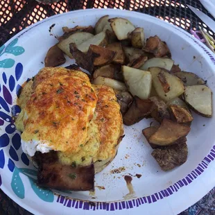 Eggs Benedict half order