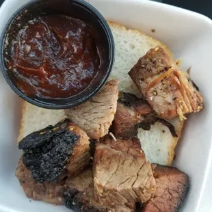 Burnt ends with spicy bbq sauce