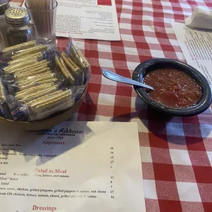 Salsa n crackers