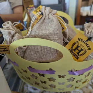 Candy favors for customers