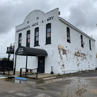 Elvis and Jerry Lee Lewis played here in the early days.  Pretty awesome inside.  Opens at 5pm.