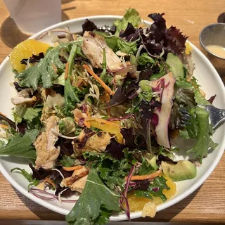 CRISPY HONEY MUSTARD CHICKEN SALAD