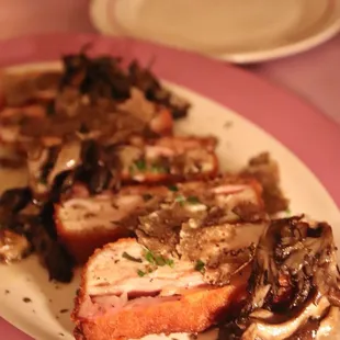 Stuffed chicken with ham and cheese