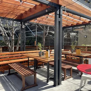 Outside. IG: @_emwong_