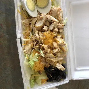 Small grilled chicken salad