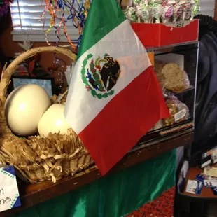 mexican flag and eggs