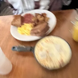 Big Dawgs Corned Beef Hash