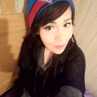 Jessenia J.