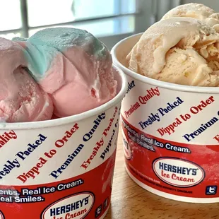*:｡(*‿*) Stay cool and hydrated with #hand-dipped #Cottoncandy and #peach #supportlocal @ Hershey's® Ice Cream