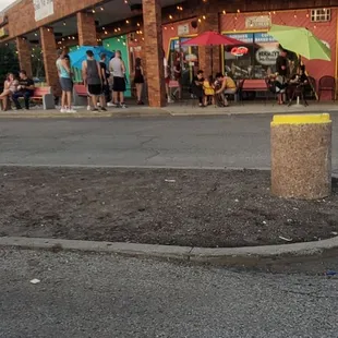 Omgeee the line is inside and outside... 7/23/2022