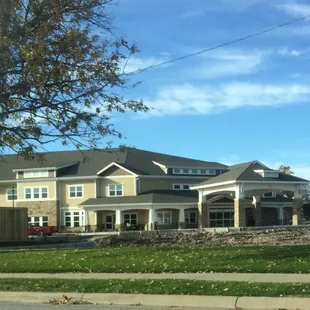 The Hesston Bakery and Cafe is directly inside the Schowalter Villas, going in under the portico. Parking to the right/east of this view.