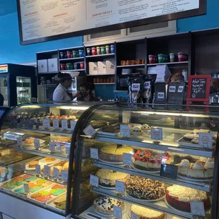 So many bakery options!