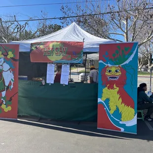 Farmers market at Lincoln High on Saturday's.