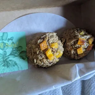 Oatmeal and dry mango cookies