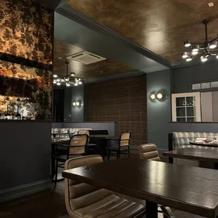 Adorable restaurant tucked away in the Fenway