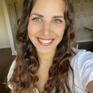 Hannah V.