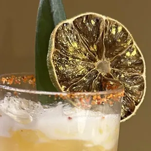 Make cocktails that look as amazing as they taste yourself