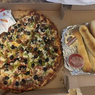 Home run (large) + breadsticks