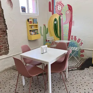 Seating area w/ toys