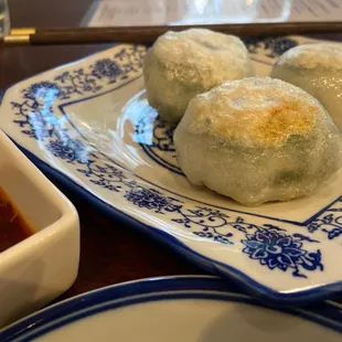Fried Chive Dumpling