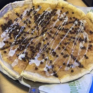 Chocolate chip pizza