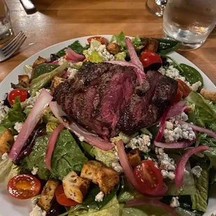 Gorgonzola Steak Salad